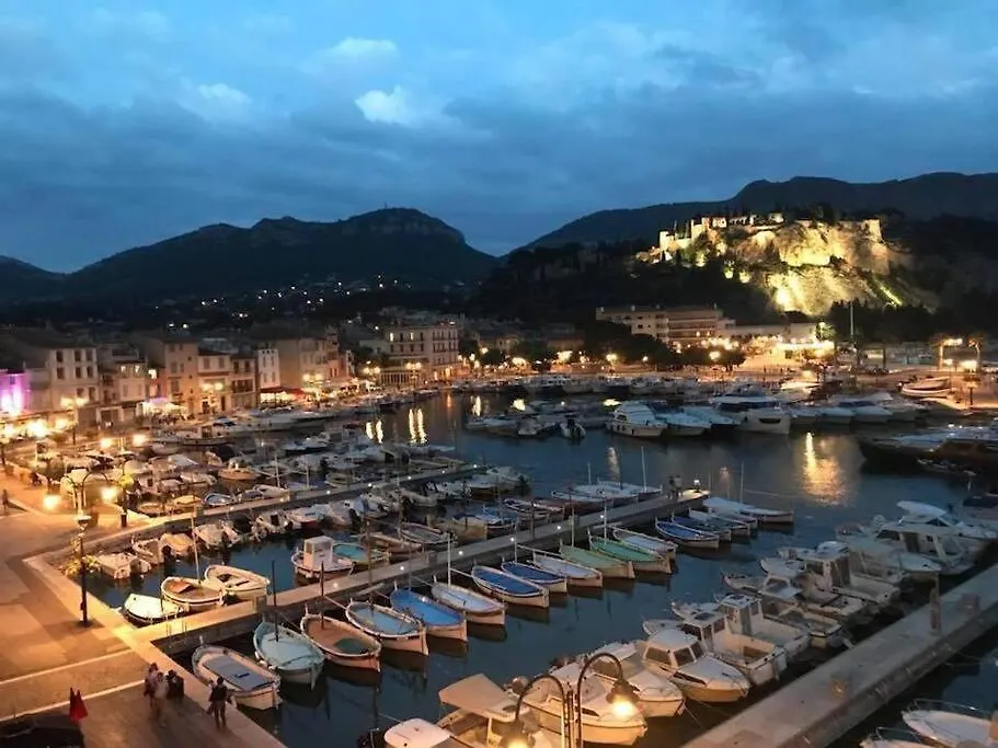 Lou Jas, Maison De Charme, A 1 Km De La Mer Cassis