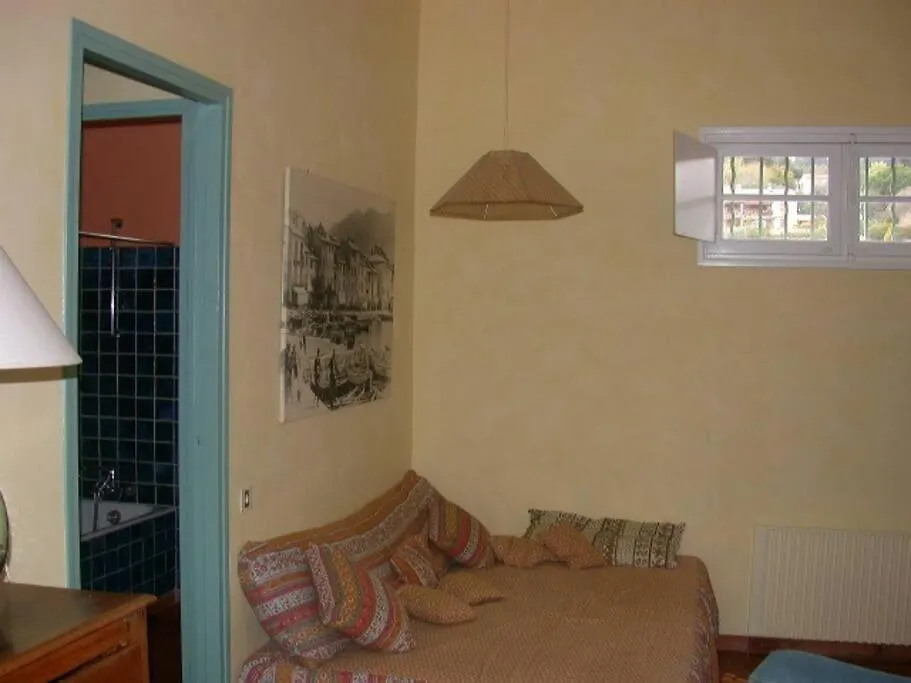 Holiday home Lou Jas, Maison De Charme, A 1 Km De La Mer Cassis